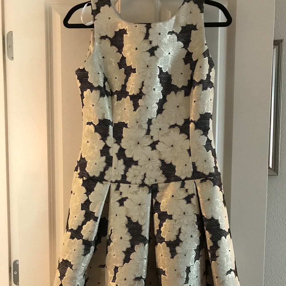 Formal Helene Bergman dress